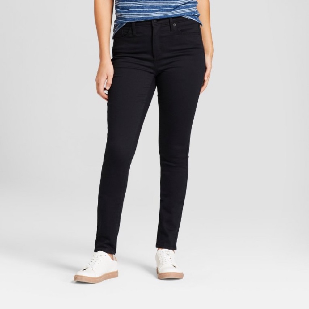 High Rise Skinny Denim Black 14 Short